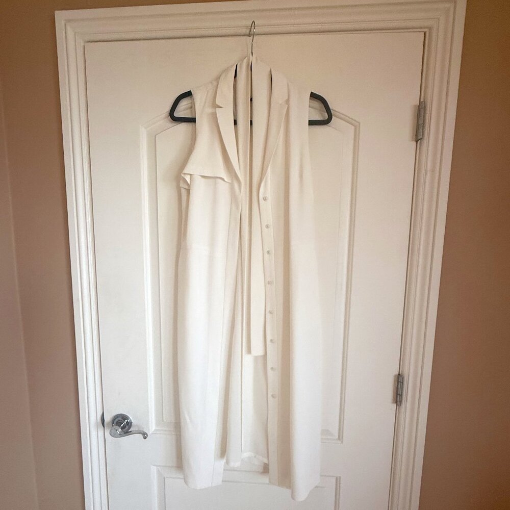 Sleeveless Trench from Banana Republic in Creme
